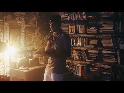 De Esos Besos — EZVIT 810